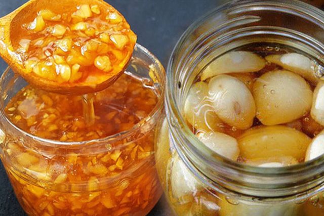 10 lý do nên ăn tỏi ngâm mật ong mỗi ngày vào mùa đông